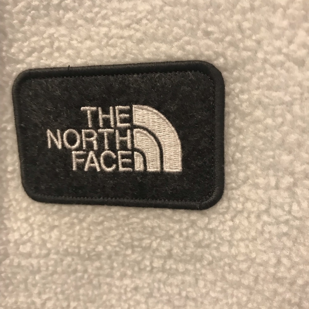 North Face New TIN GREY/TNF WHITE SNOWCAMITO PRINT - Picture 6 of 8